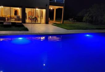 Dar HAKIM has Smoking/Balcony rooms