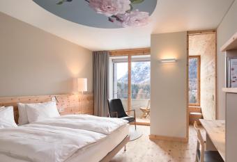 Hotel Maistra 160 has Balcony rooms