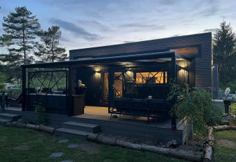 Tiny House has Balcony rooms