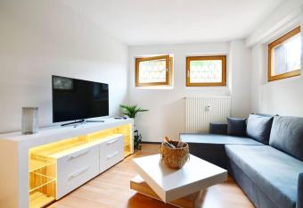 Ferienwohnung Ivanka mit Garten has Balcony rooms