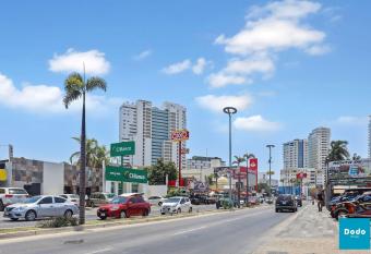 Departamento a 5 minutos de la playa allows 18 year olds to book a room
