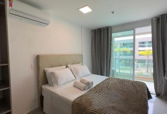 Incr  vel apartamento brisas lago has rooms with a private hot tub