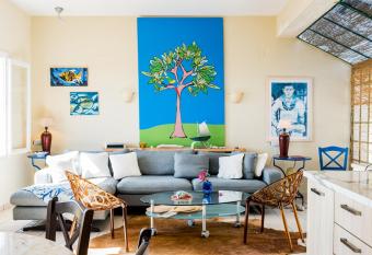 Delfi Villas has Balcony rooms