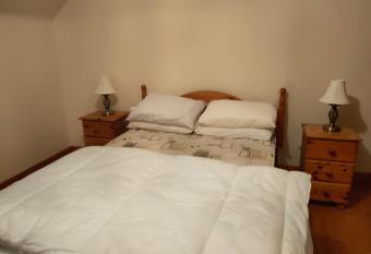 House allows 18 year olds to book a room