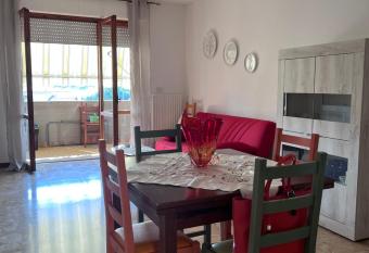 Casa vacanze Giulianova Lido has Balcony rooms