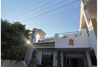 KAJIYAWAS HOUSE has Smoking/Balcony rooms