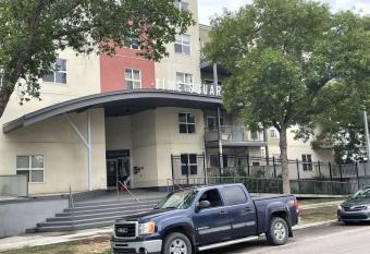 Chris's Cozy Condo Times Square Rogers Place Edmonton allows 18 year olds to book a room