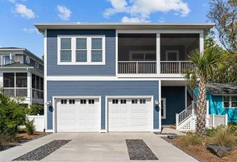 Maison by The Sea @ Kure Beach has Balcony rooms