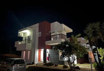 Villa 65 - Eco Village has Balcony rooms