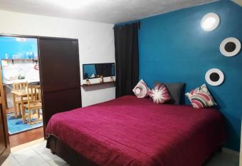 PANCHITO   S allows 18 year olds to book a room