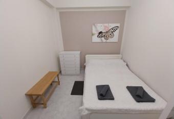 Goldfish Elegant Apartments has Balcony rooms