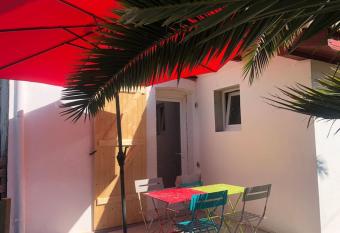 Appt 4 pers avec terrasse, proche lac, for  t,oc  an has Balcony rooms