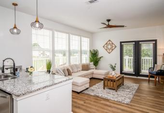 LUX Escapes 24 with Pool! allows 18 year olds to book a room