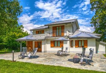 Foresteria Lombarda San Rocco allows 18 year olds to book a room