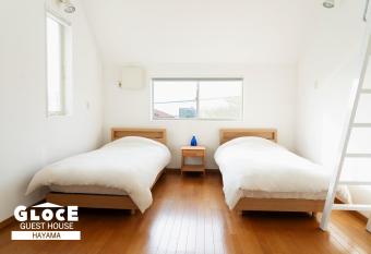 GLOCE                              MORITO l                                                                                             has Balcony rooms