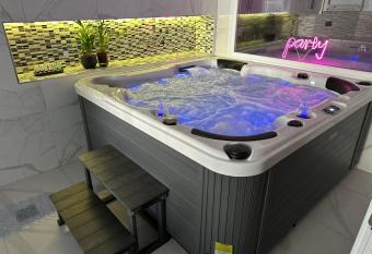 Mara Boutique Apartaments has Balcony rooms