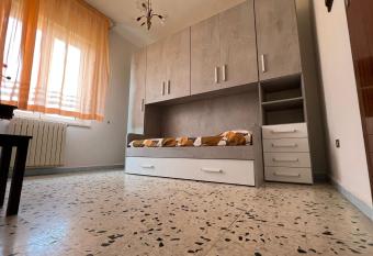 A casa di Norma has Balcony rooms