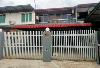 Sibu kulas homestay has Balcony rooms