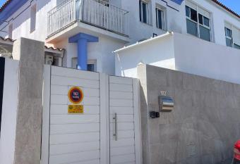 Garden-Goretti House has Balcony rooms