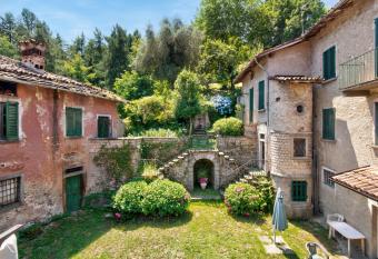 Taronico Apartments Duck has Balcony rooms