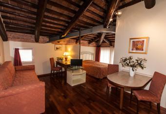 Residence Bertolini allows 18 year olds to book a room