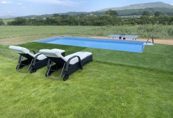 Villa Rians has Balcony rooms