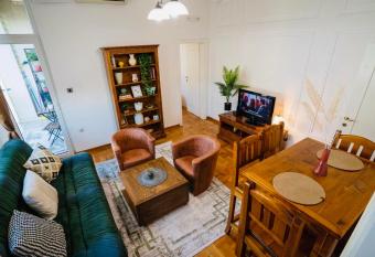 Vintage apartman allows 18 year olds to book a room