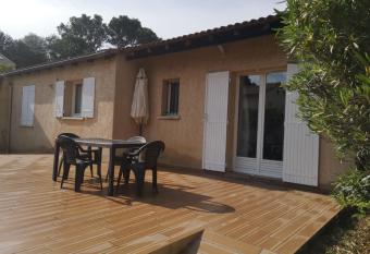 villa individuelle has Balcony rooms
