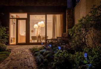 Appartement met tuin in Haarlem centrum(Vijfhoek) has Balcony rooms