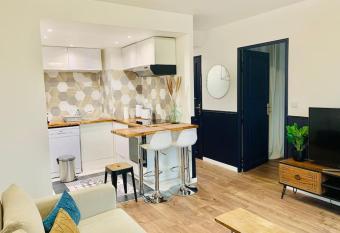 Logement premium I 38m2 I terrasse has Balcony rooms