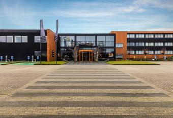 Postillion Hotel Deventer allows 18 year olds to book a room