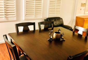 Private Room near LAX, Downtown, and Hollywood - Only 15 Minutes Away! has Balcony rooms