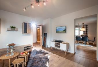 Apartment Eve has Balcony rooms