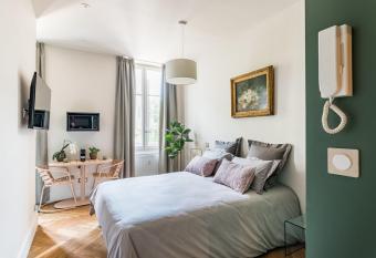 Ultra haut de gamme-La Jr suite-Les Liberation has Balcony rooms