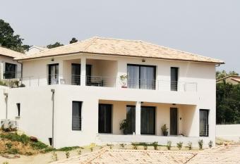 Casa serena has Balcony rooms