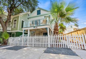 The Turtles Tranquil Getaway allows 18 year olds to book a room