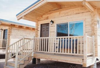 Muddy Creek Mining Company allows 18 year olds to book a room