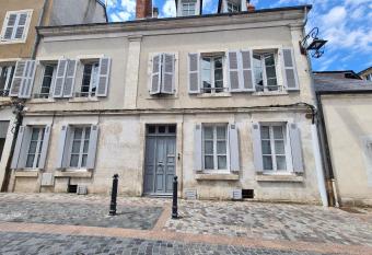 Guestroom Ch  teauroux, 1 pi  ce, 2 personnes - FR-1-591-524 has Balcony rooms