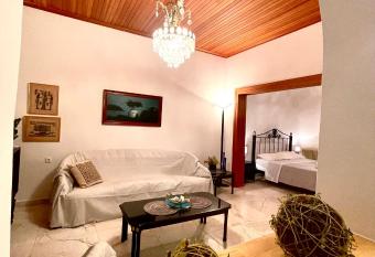 Emerald Apartment has Balcony rooms