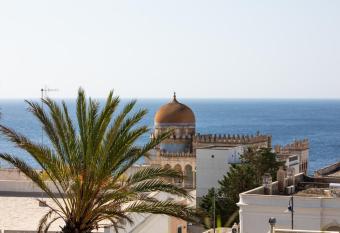 Hotel Aurora del Benessere allows 18 year olds to book a room