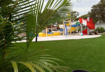 Shelly Beach Holiday Park allows 18 year olds to book a room