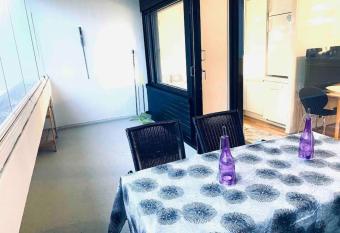 VUOSAARI-1 Famous sunny terrace apartment in Vuosaari has Balcony rooms