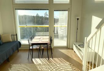 TUUSULA Tuusula 15 min drive to Airport, free parking has Balcony rooms
