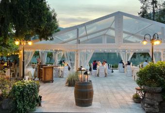 Locanda Del Boscaiolo has Balcony rooms