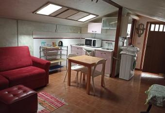 Tirrenia Appartamento Valeria allows 18 year olds to book a room