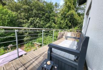 Studio Waldblick allows 18 year olds to book a room