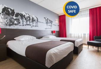 Bastion Hotel Almere allows 18 year olds to book a room