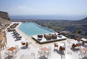 Elessa Hotel allows 18 year olds to book a room