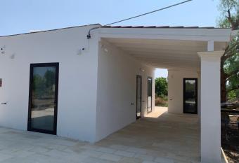 Dimora Salentus allows 18 year olds to book a room