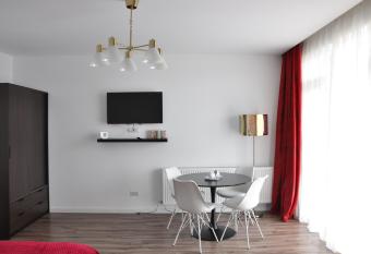 RED, Locuinta eleganta, Otopeni, moderna has Balcony rooms